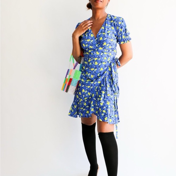 DIANE VON FURSTENBERG Emilia ruffled floral-print crepe mini wrap dress - Picture 3 of 8